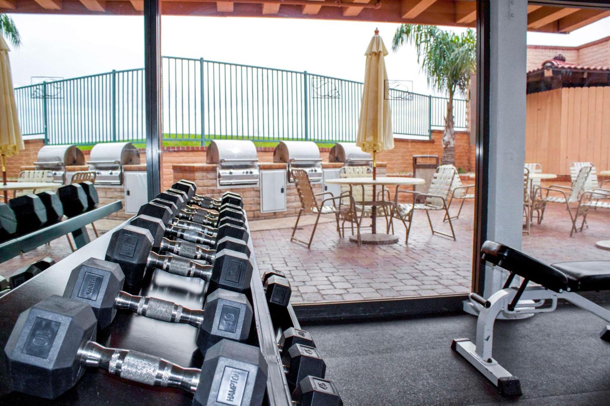 Hilton Vacation Club San Luis Bay Авила-Бич Экстерьер фото