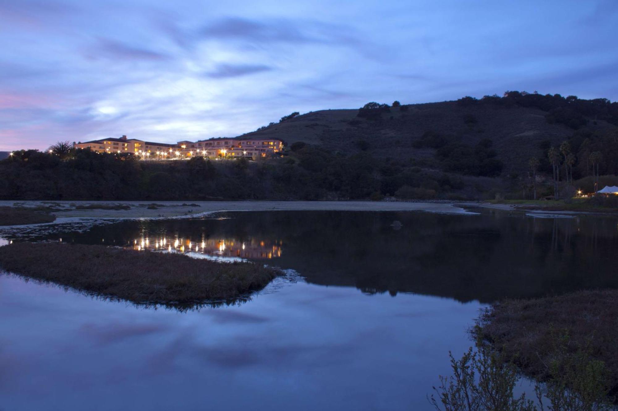 Hilton Vacation Club San Luis Bay Авила-Бич Экстерьер фото