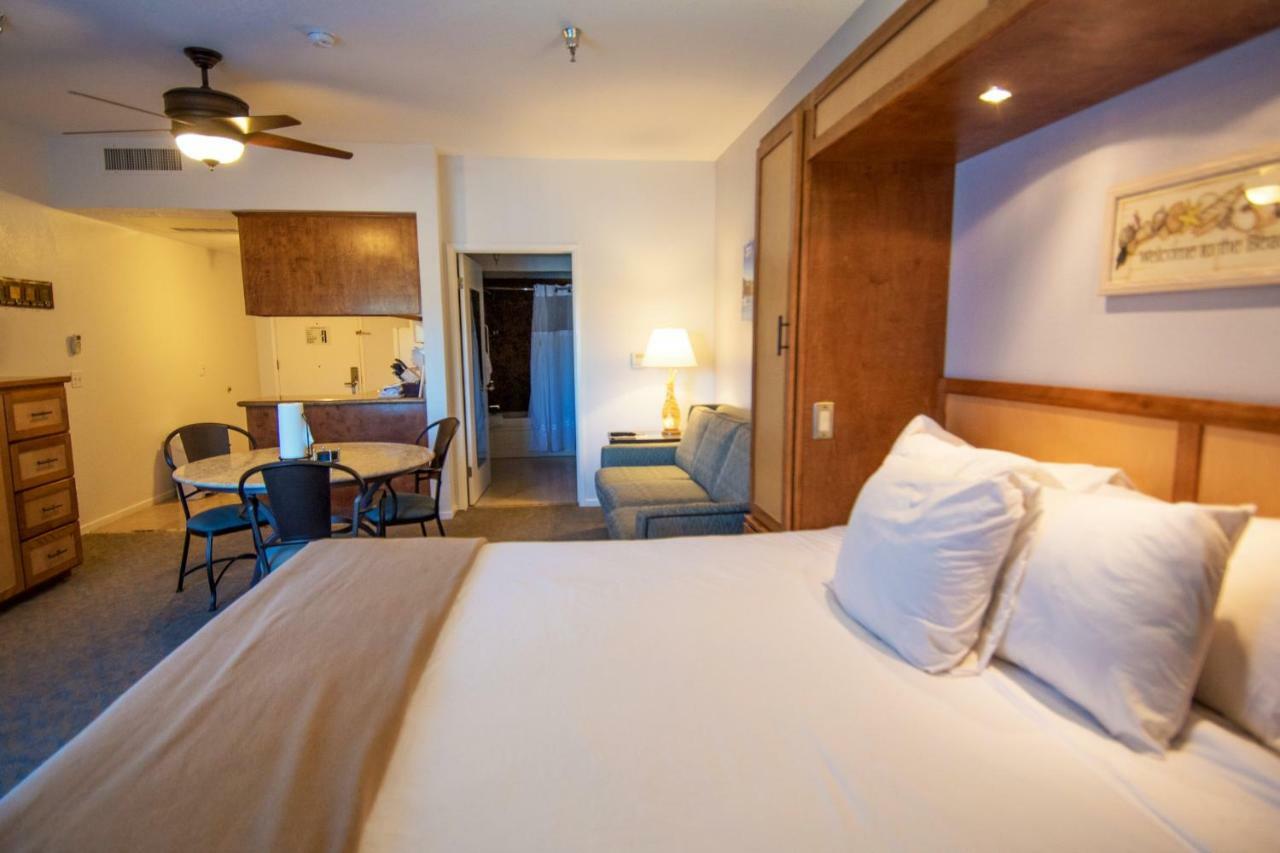 Hilton Vacation Club San Luis Bay Авила-Бич Экстерьер фото